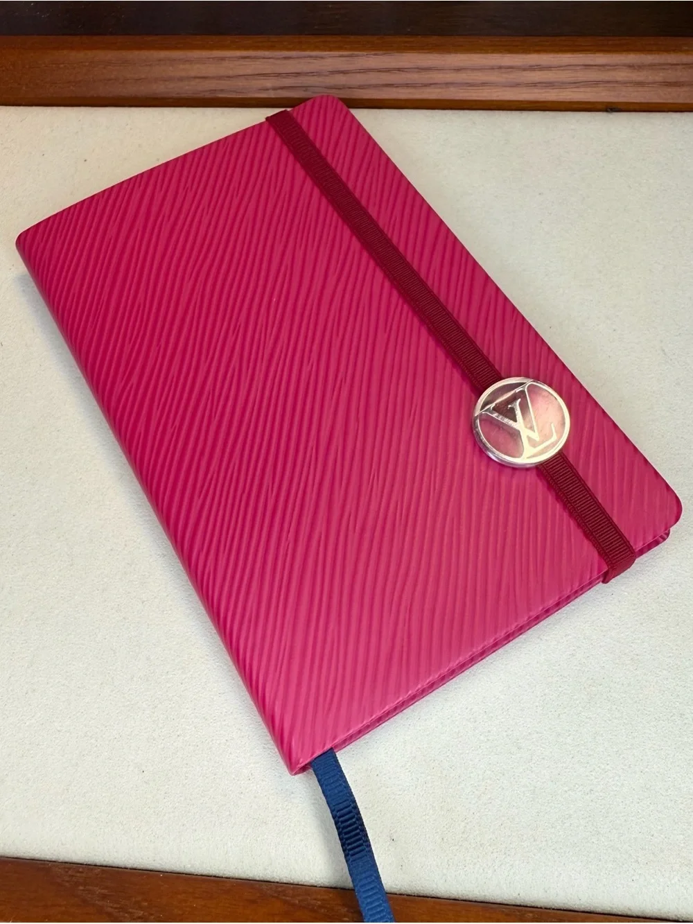 BRAND NEW! Louis Vuitton Epi Cahier Gustave MM Notebook